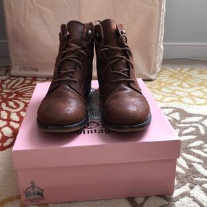 Vintage style boots
